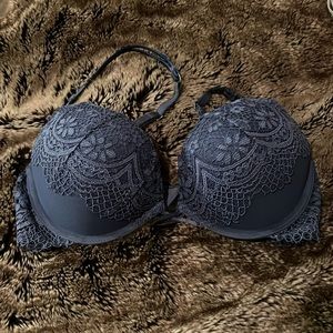Victoria’s Secret Bombshell Push-Up Bra